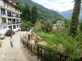 Plot for sale in Manali